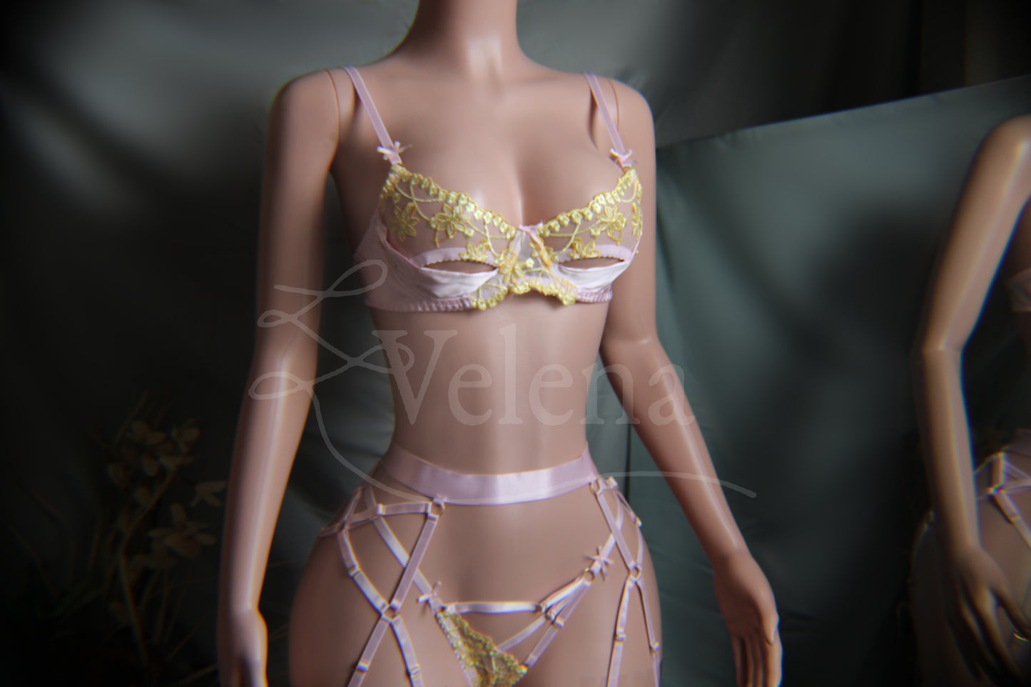 Nadiah Lingerie Set